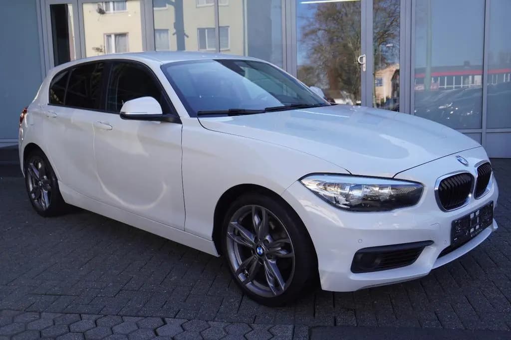Main__Slider__Photo:BMW 1 Series 118 i Lim. Tempomat/PDC 06/2019-0