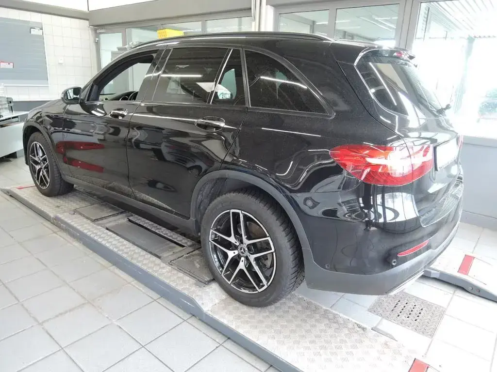 Main__Slider__Photo:Mercedes-Benz GLC-Class 250 4M AMG/Night/19''/LED/Kamera/Navigation/ 04/2019-1