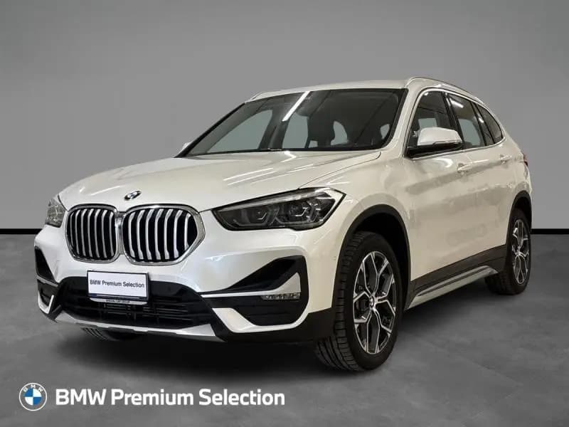 Main__Slider__Photo:BMW X1 18 d xLine sDrive Steptronic 01/2021-0