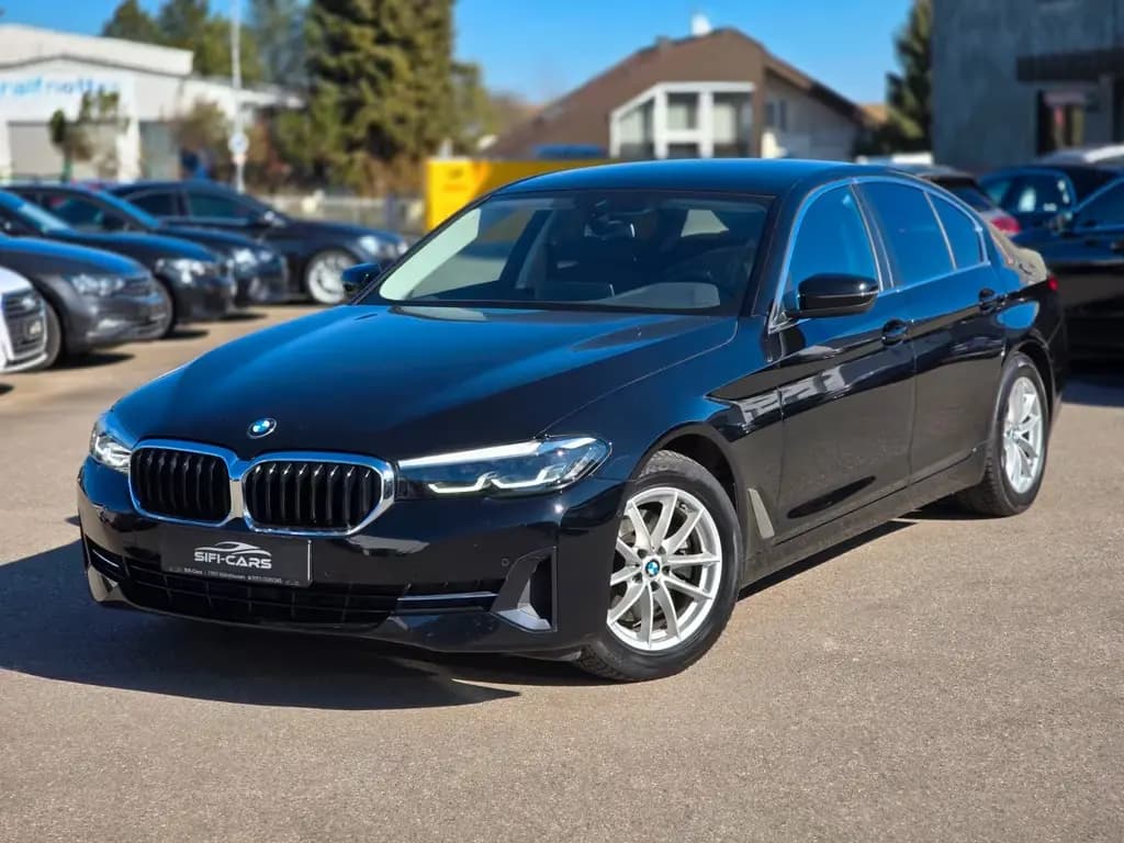 Main__Slider__Photo:BMW 5 Series 520 d Limousine*AUT*LIVE*NAVI*LEDER*LED*ALU*SHZ* 12/2022-0