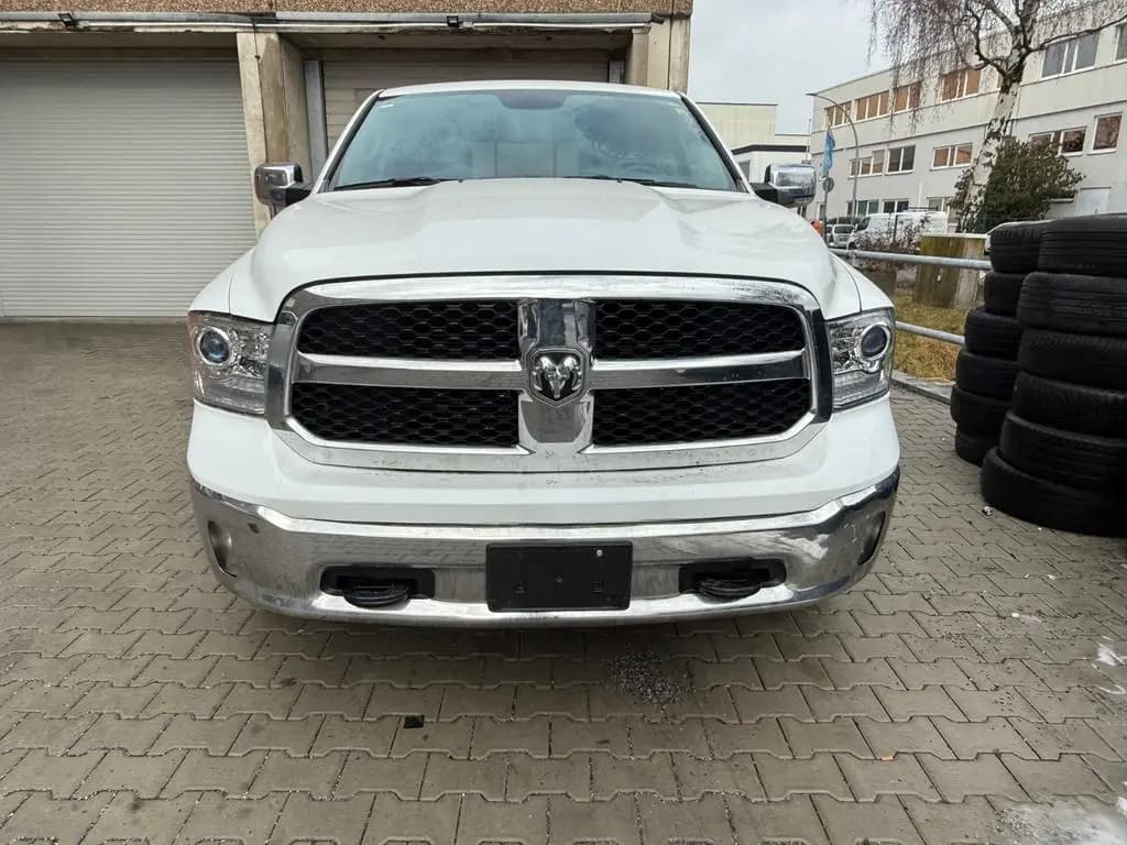 Main__Slider__Photo:Dodge RAM Laramie, Crew Cab,Leder, EcoDiesel, 05/2018-0