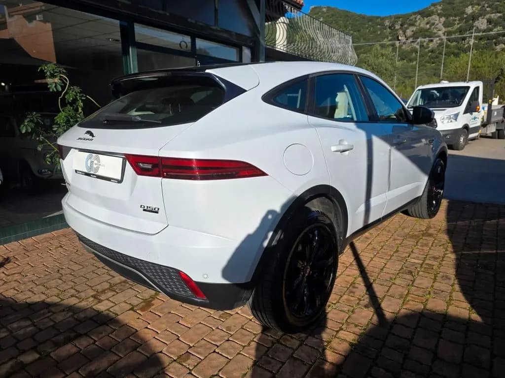 Main__Slider__Photo:Jaguar E-Pace 2.0D 150 CV R-Dynamic 02/2019-0
