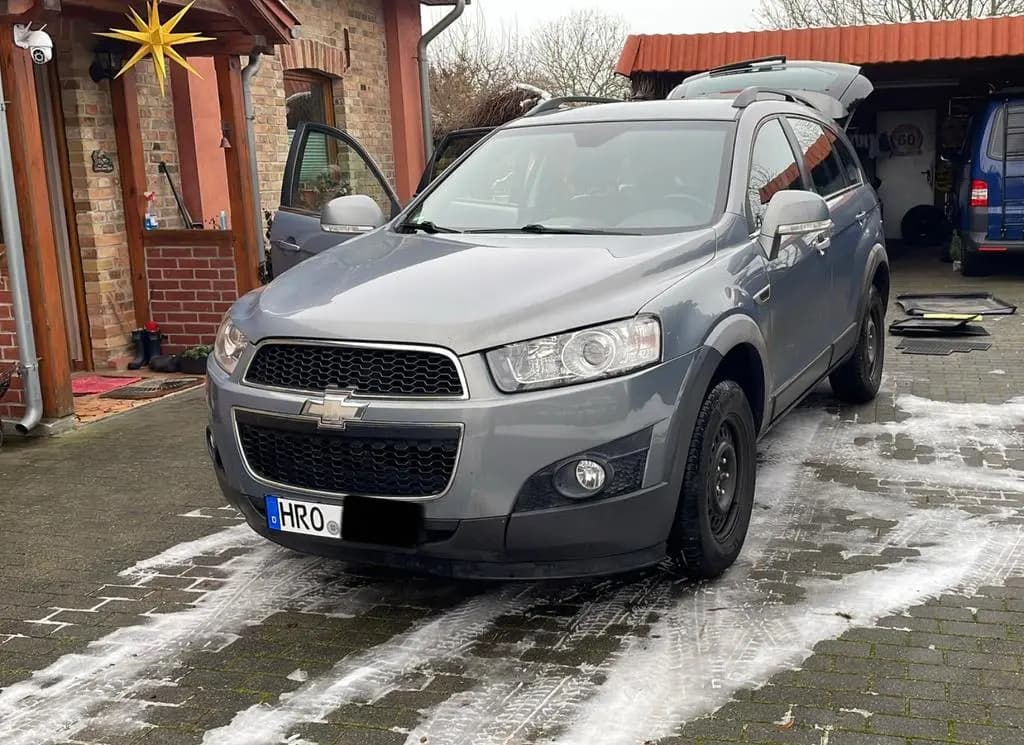 Main__Slider__Photo:Chevrolet Captiva 2.4 LT+ AWD 7-Sitzer Facelift (Allrad) 10/2012-0
