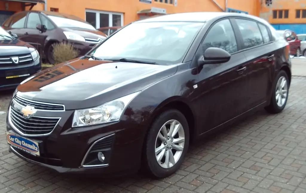 Main__Slider__Photo:Chevrolet Cruze Hatchback LT 08/2013-0