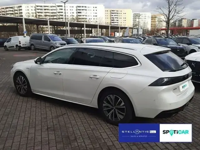 Main__Slider__Photo:Peugeot 508 SW Allure Pack Hybrid 225 05/2021-1