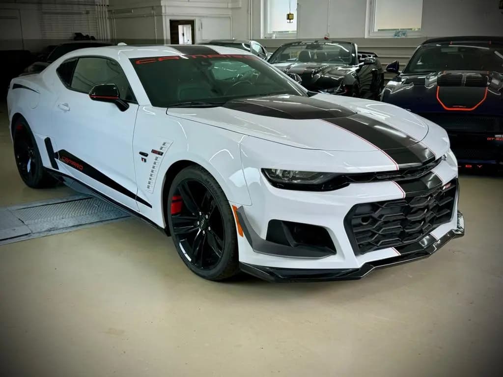 Main__Slider__Photo:Chevrolet Camaro 2.0 TURBO ZL1 VOLL 01/2021-0