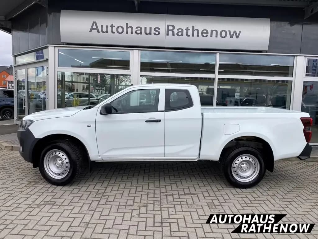 Main__Slider__Photo:Isuzu D-Max Space Cab 4WD L 1.9 TD Spurhalteass. Verke null-0