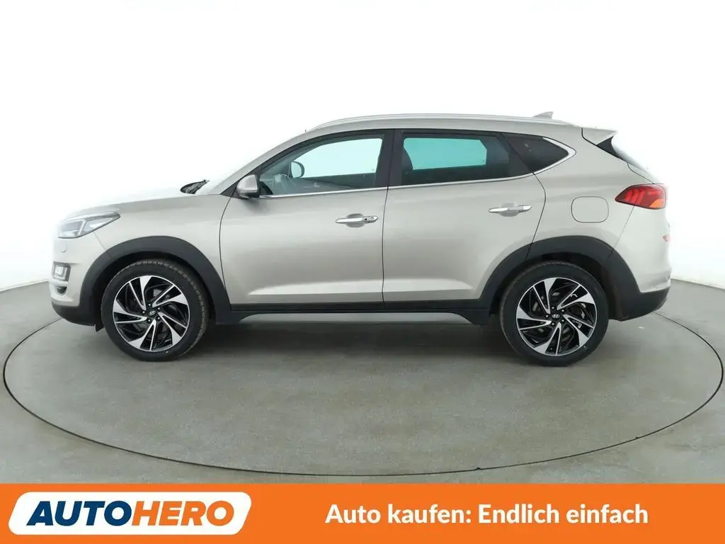 Main__Slider__Photo:Hyundai Tucson 1.6 TGDI Premium 4WD Aut.*NAVI*360CAM*LED 06/2019-1
