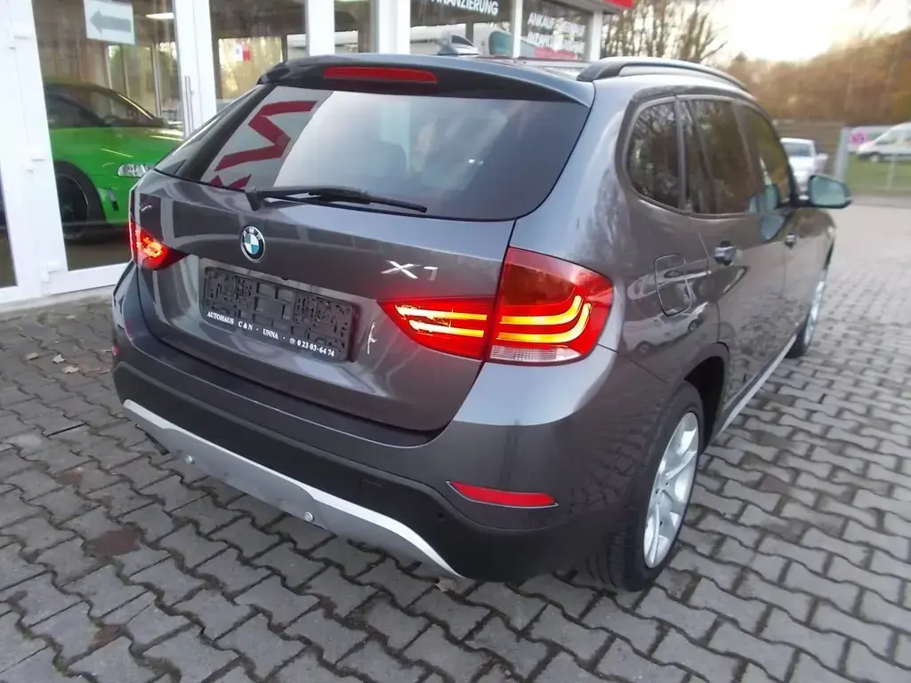 Main__Slider__Photo:BMW X1 18 i sDrive 05/2015-1