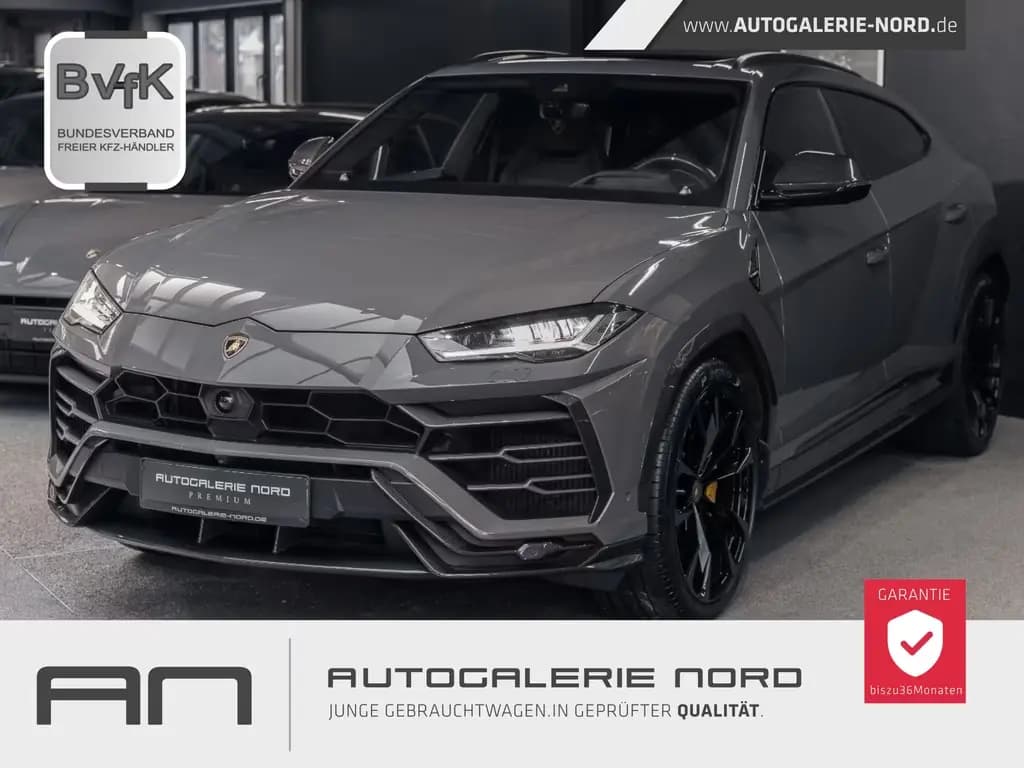 Main__Slider__Photo:Lamborghini Urus Pano+Adas+Akrapovic+TV+Full Carbon+B&O-3D 03/2021-0