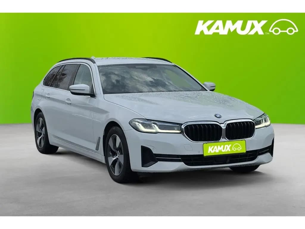 Main__Slider__Photo:BMW 5 Series 520 d Touring Steptronic+LED+NAVI+VIRTUAL+KAMERA 05/2023-0