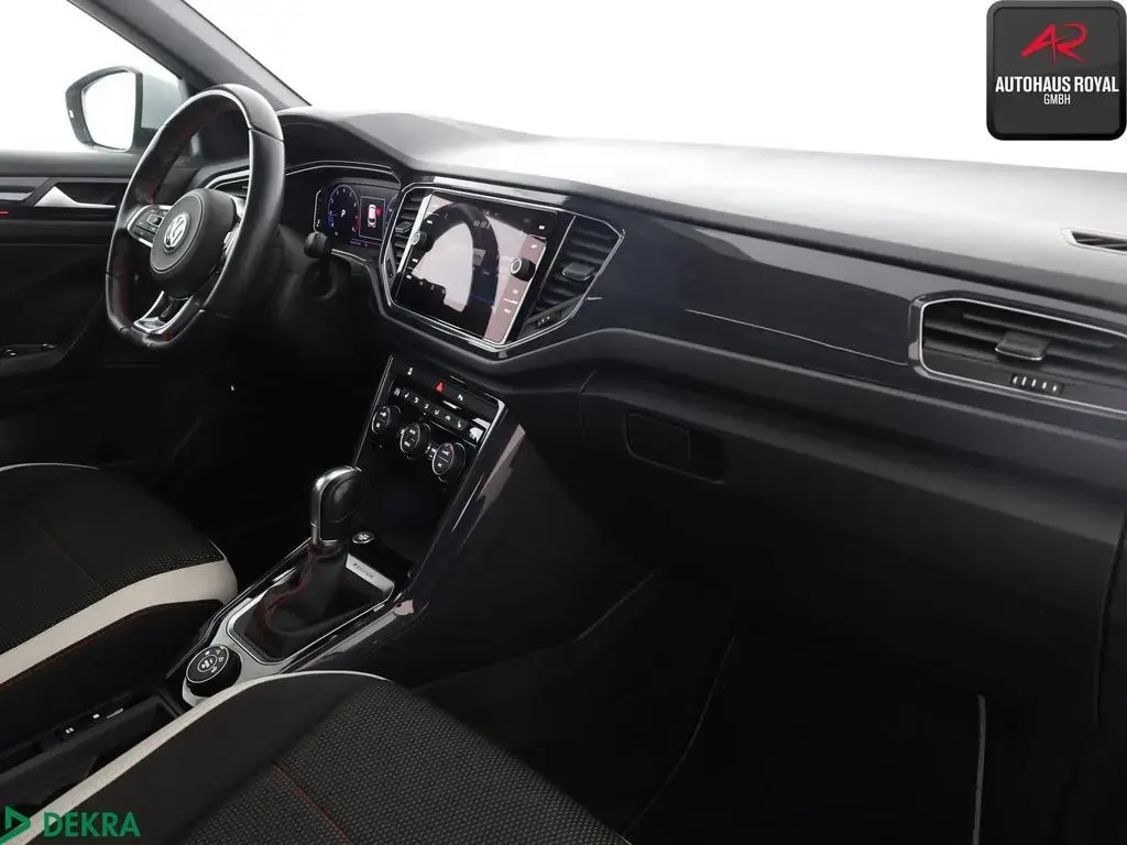 Main__Slider__Photo:Volkswagen T-Roc 2.0 TSI 4M SPORT BEATS,PANO,KAMERA,KEYLESS 03/2019-1