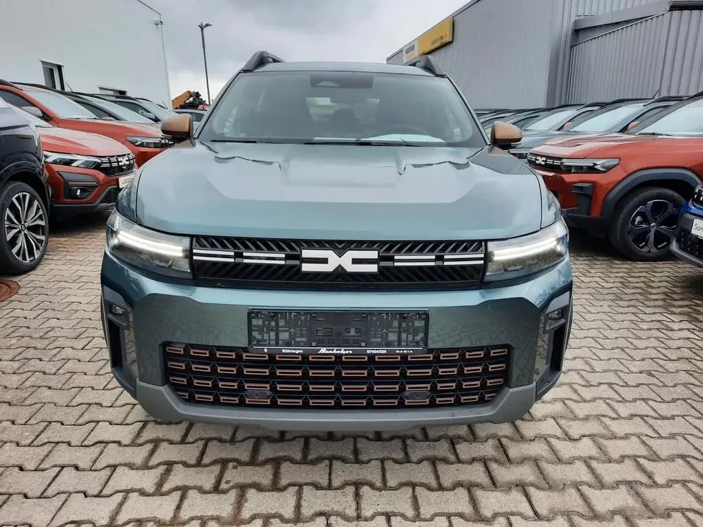Main__Slider__Photo:Dacia Bigster TCe 130 Extreme 4x4 null-0