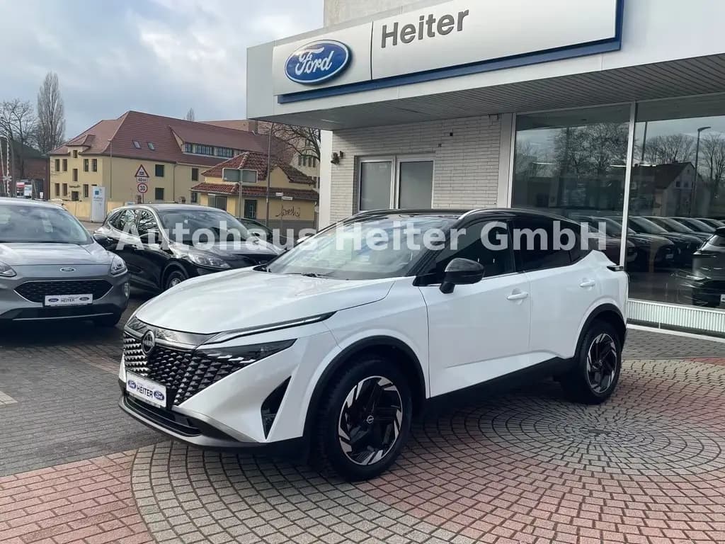Main__Slider__Photo:Nissan Qashqai 1.3 MHEV N-Connecta / 360°+HUD 06/2025-0