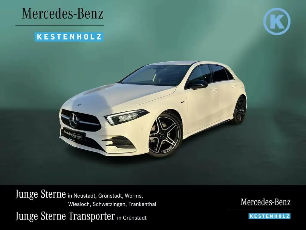 Main__Slider__Photo:Mercedes-Benz A-Class 180 AMG+NIGHT+EDIT-2020+AMBI+SOUND+SPUR/BREMS 11/2020-0