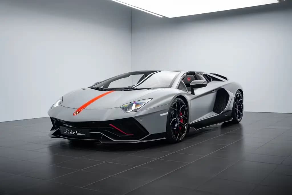 Main__Slider__Photo:Lamborghini Aventador Ultimae Roadster FULL CARBON/WARRANTY 07/2022-0