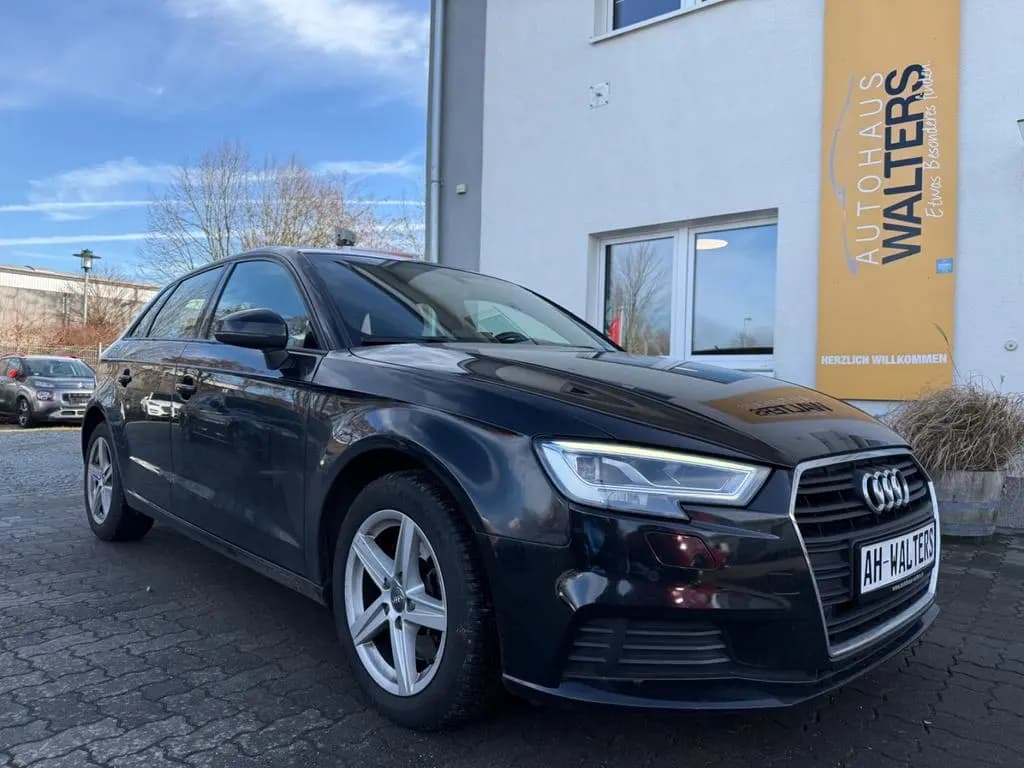 Main__Slider__Photo:Audi A3 Sportback 35 TDI -S-Tronic-Navi-SHZ-Tempo-LED 10/2019-0