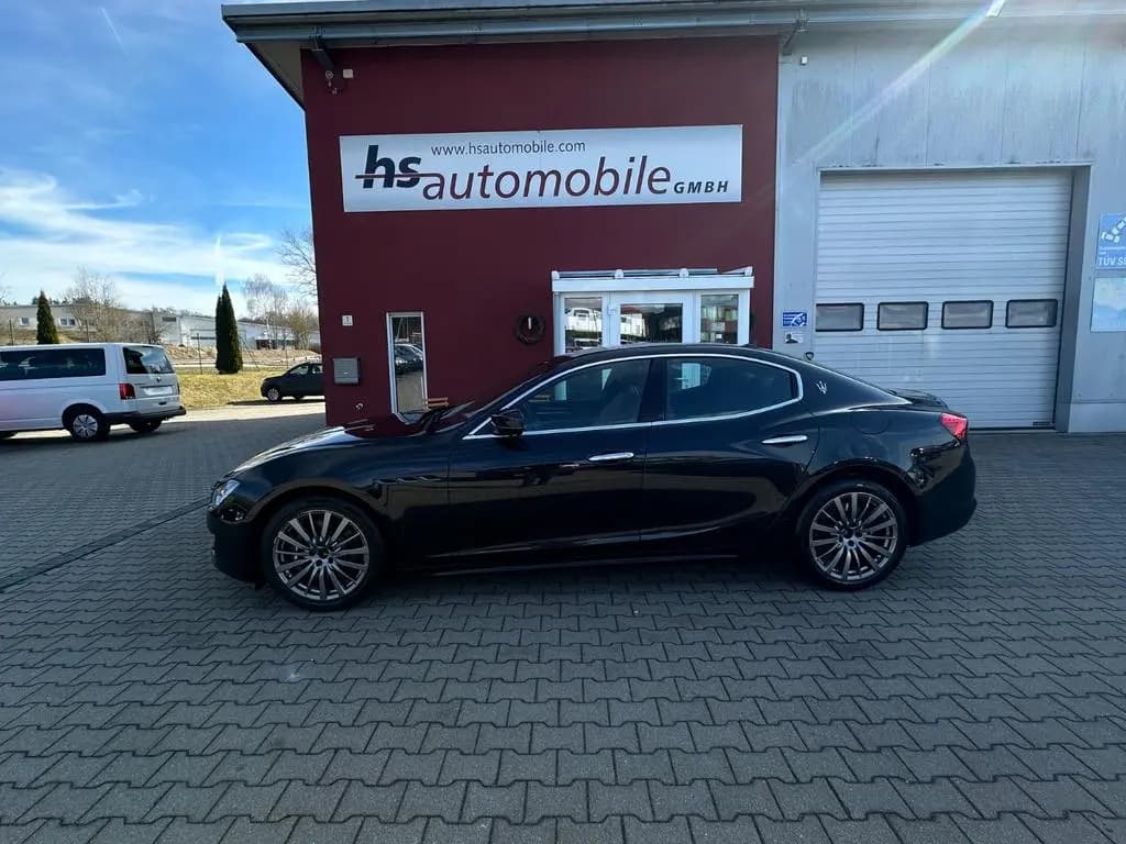 Main__Slider__Photo:Maserati Ghibli Hybrid8ATM,Leder,LED, 09/2022-0