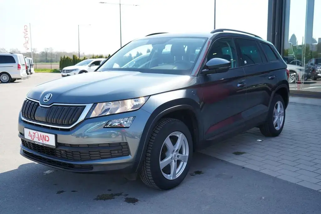 Main__Slider__Photo:Skoda Kodiaq 1.4 16V TSI Ambition Navi Tempomat PDC 09/2017-1