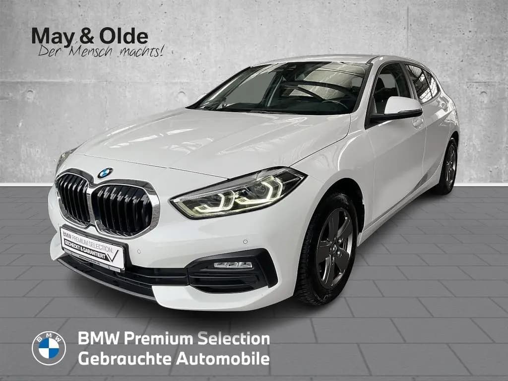 Main__Slider__Photo:BMW 1 Series 118 i Modell Advantage Navi SHZ LED PDC DAB 05/2021-0