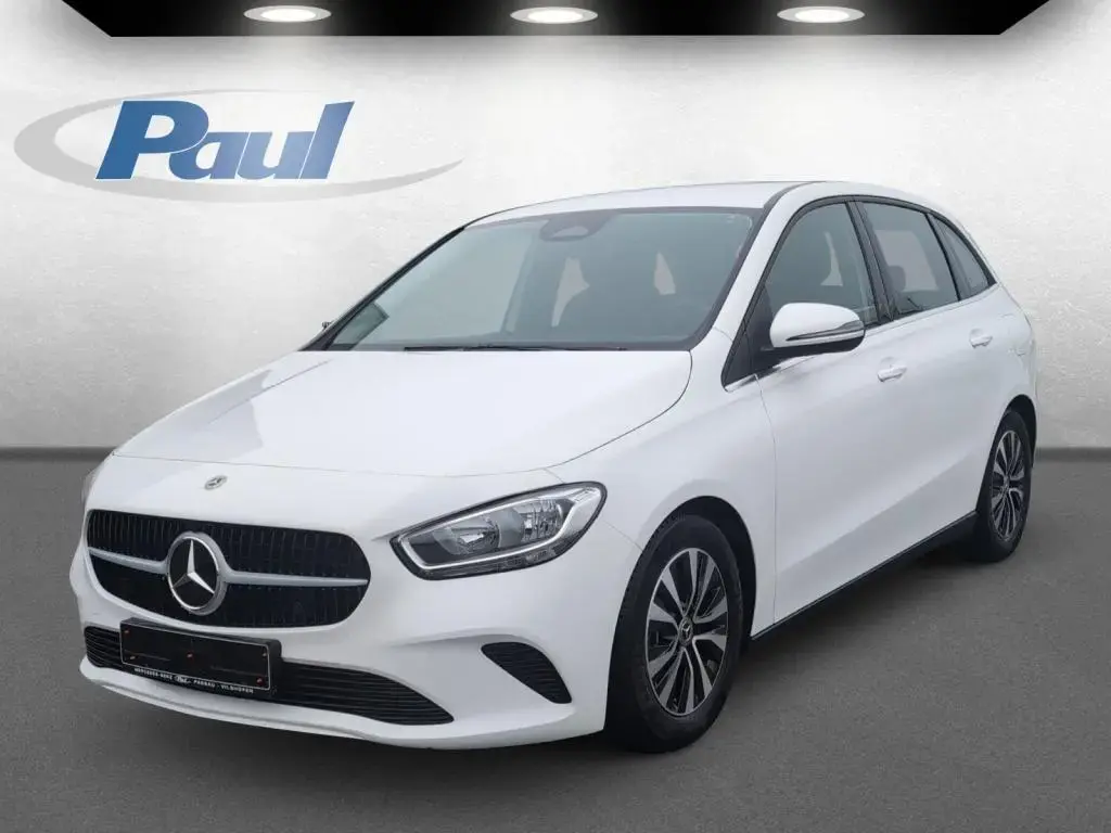 Main__Slider__Photo:Mercedes-Benz B 180 Kam.+AUT+SHZ 07/2024-1