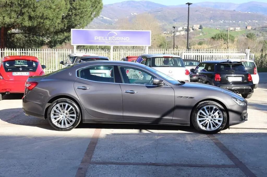 Main__Slider__Photo:Maserati Ghibli V6 Diesel 02/2016-0