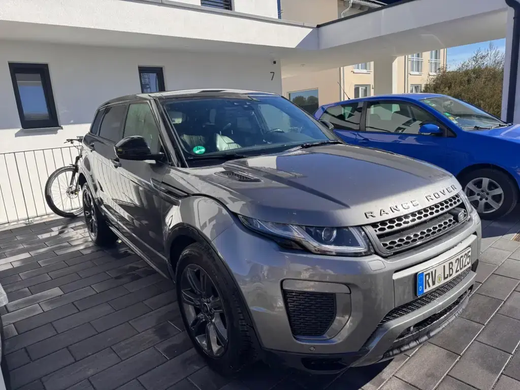 Main__Slider__Photo:Land Rover Range Rover Evoque 2.0 03/2019-1