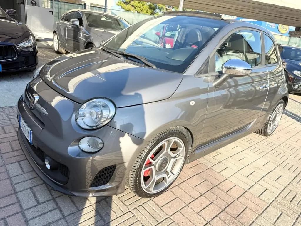 Main__Slider__Photo:Abarth 500C 1.4 Turbo T-Jet Cabrio 05/2011-0
