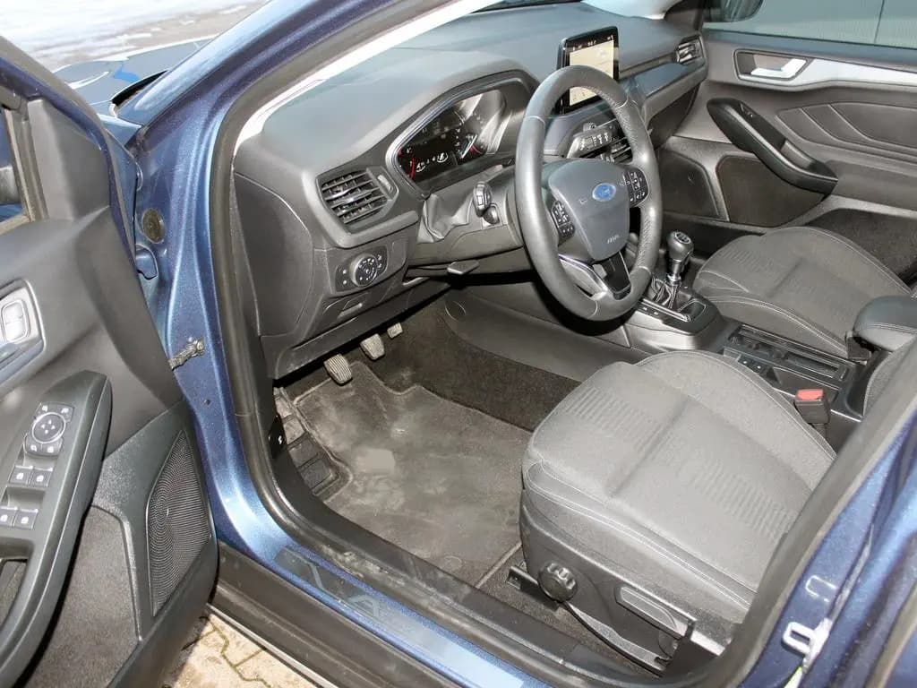 Main__Slider__Photo:Ford Focus Active 1,5 EcoBoost Start/Stopp 08/2019-0