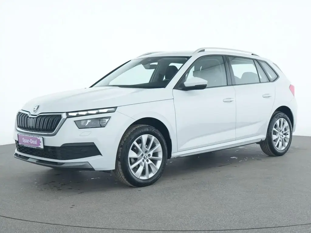 Main__Slider__Photo:Skoda Kamiq Style Kamera|BusinessPaket|CarPlay|Navi|SH 01/2022-1