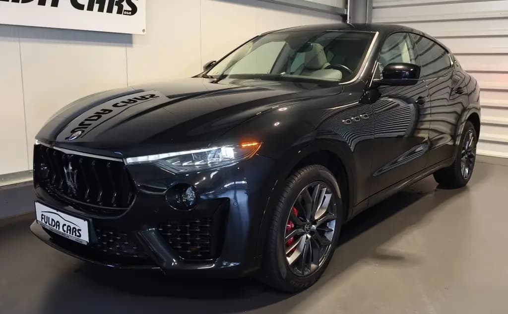 Main__Slider__Photo:Maserati Levante Q4 GRANSPORT LED LEDER PANOD CAM AHK 20" 12/2020-0