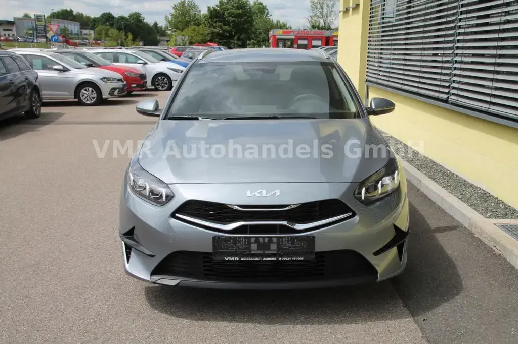 Main__Slider__Photo:Kia Ceed Sportswagon 1.5 T-GDi TOP Automatik *Navi* 11/2025-1