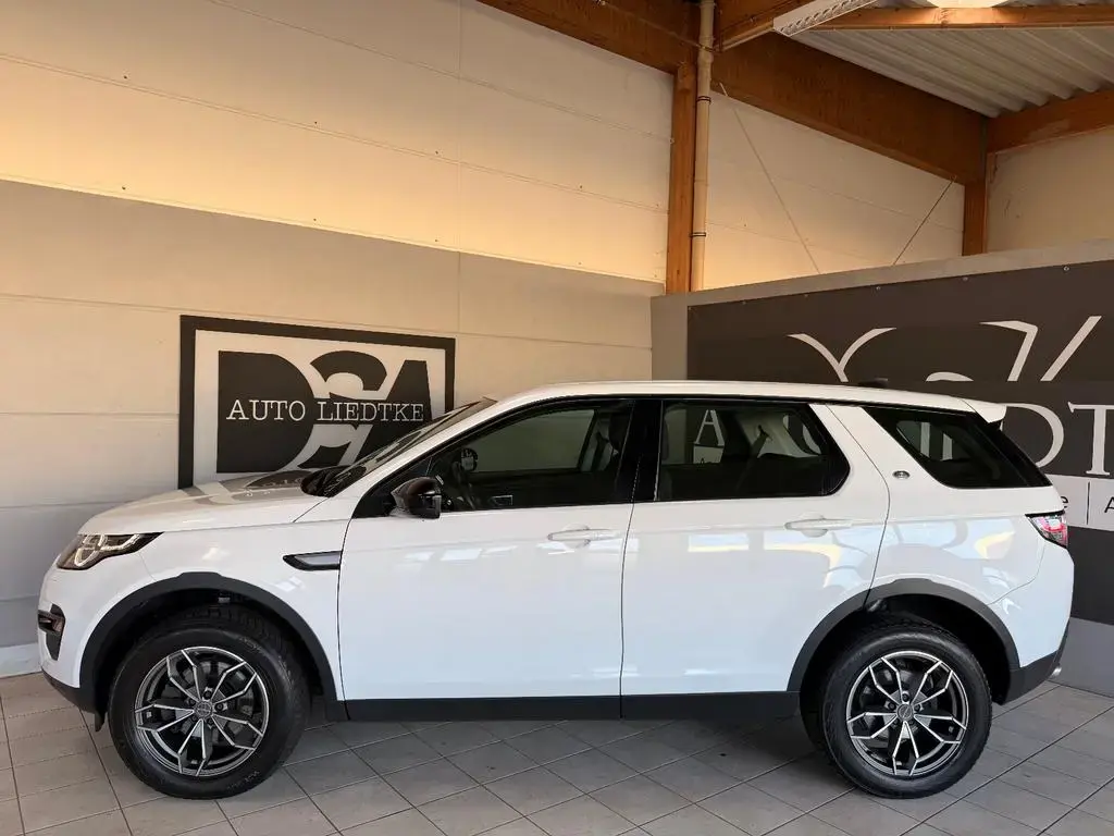 Main__Slider__Photo:Land Rover Discovery Sport SE AWD/AHK/Navi/Kamera/Sitzhz./ 11/2019-1