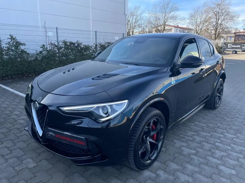 Main__Slider__Photo:Alfa Romeo Stelvio Quadrifoglio Q4 Navi*Kam*H.Kardon*LED* 11/2018-0
