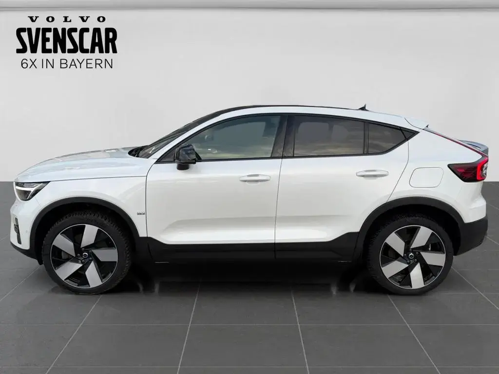 Main__Slider__Photo:Volvo C40 Ultimate Recharge Pure Electric AWD StandHZG 03/2023-1