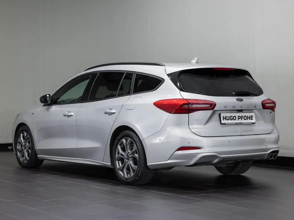 Main__Slider__Photo:Ford Focus ST-Line X Turnier LED AHK ACC RFK GJR SHZ 05/2023-1