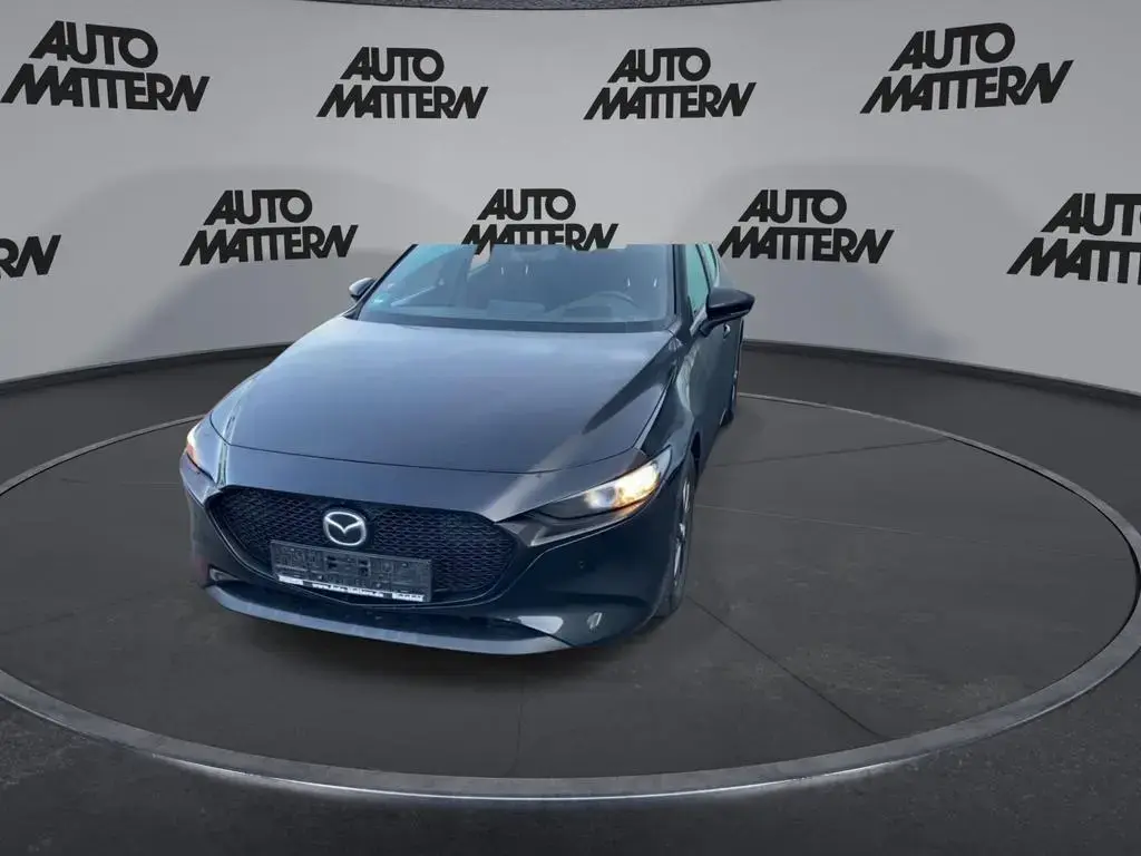 Main__Slider__Photo:Mazda 3 SKYACTIV-G 2.0 M-HYBRID 150 Selection 02/2022-1