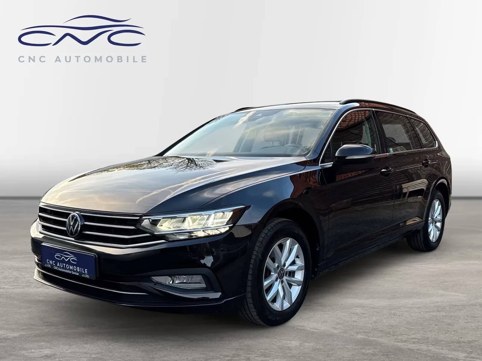 Main__Slider__Photo:Volkswagen Passat Variant 07/2022-0