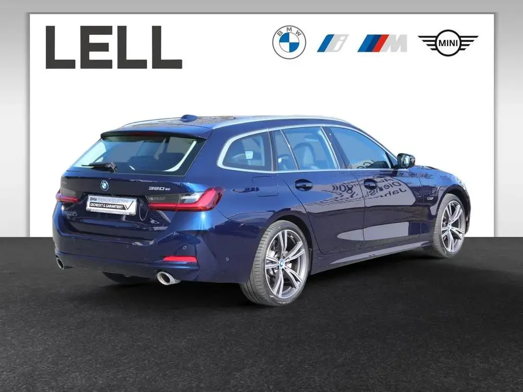 Main__Slider__Photo:BMW 3 Series 320e xDrive Touring HK HiFi DAB LED AHK Shz 10/2022-1