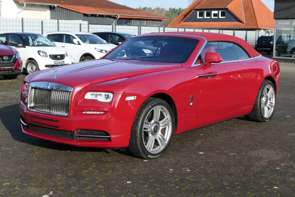 Main__Slider__Photo:Rolls-Royce Dawn 05/2017-0