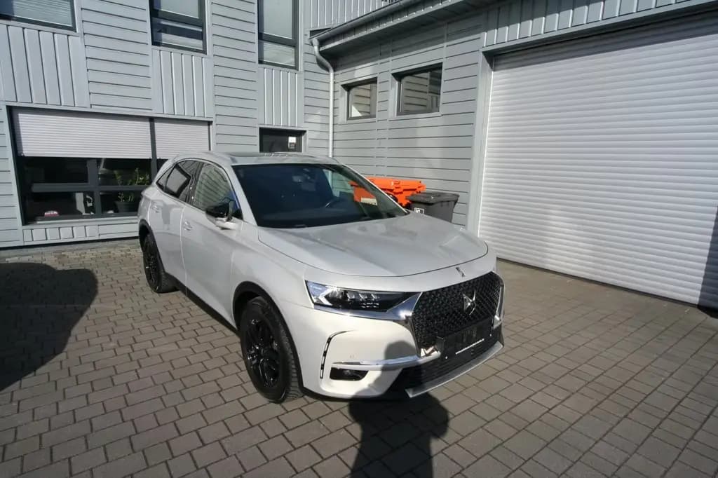 Main__Slider__Photo:DS Automobiles DS7 (Crossback) DS7 Crossback DS 7 Crossback Grand Chic 08/2020-0