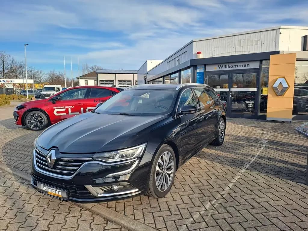 Main__Slider__Photo:Renault Talisman Grandtour Life 06/2017-0