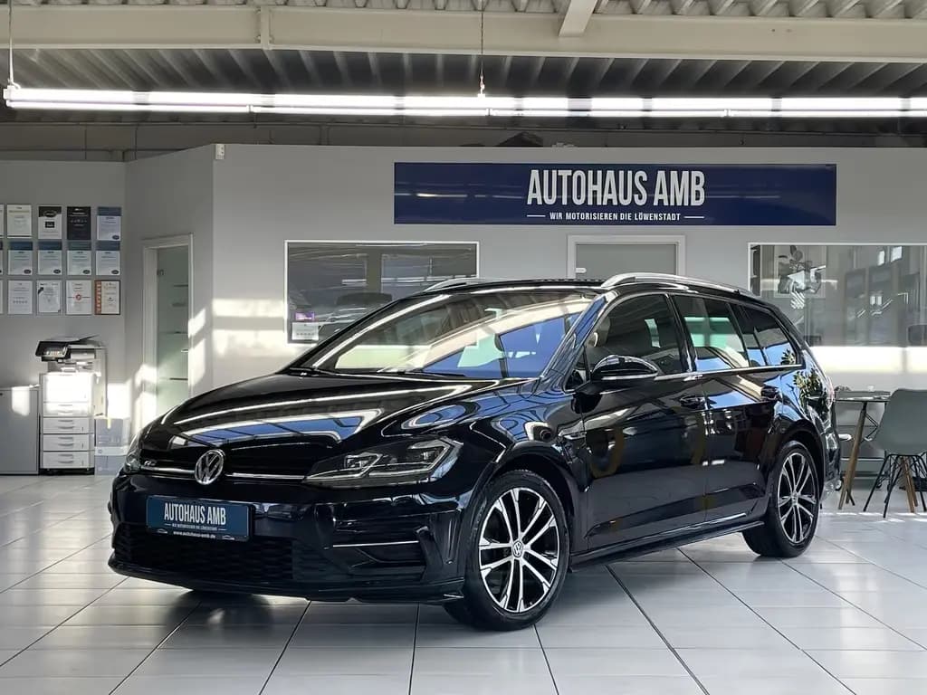 Main__Slider__Photo:Volkswagen Golf 1.4 TSI DSG R-Line Virtual Kamera ACC LED 02/2018-0