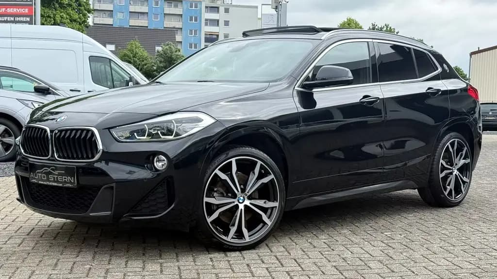 Main__Slider__Photo:BMW X2 xDrive 20d M Sport PANO HK RCAM LEDER LED 20" 05/2018-0