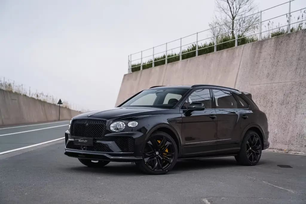 Main__Slider__Photo:Bentley Bentayga Speed null-0