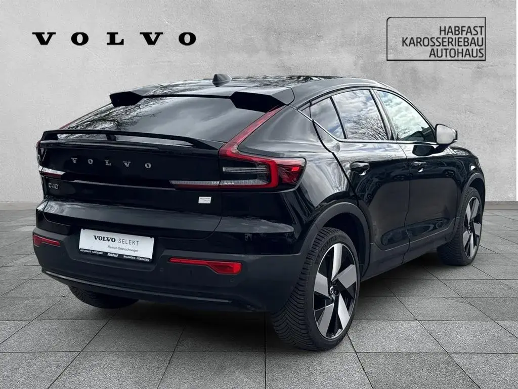 Main__Slider__Photo:Volvo C40 Plus Recharge Pure Electric AWD StandHZG AHK 11/2022-1