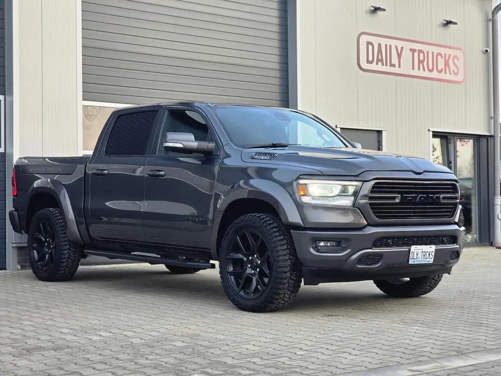Main__Slider__Photo:Dodge RAM 1500 5.7 4x4 Bighorn LED RAMBOX 22´´ AHK 06/2019-0