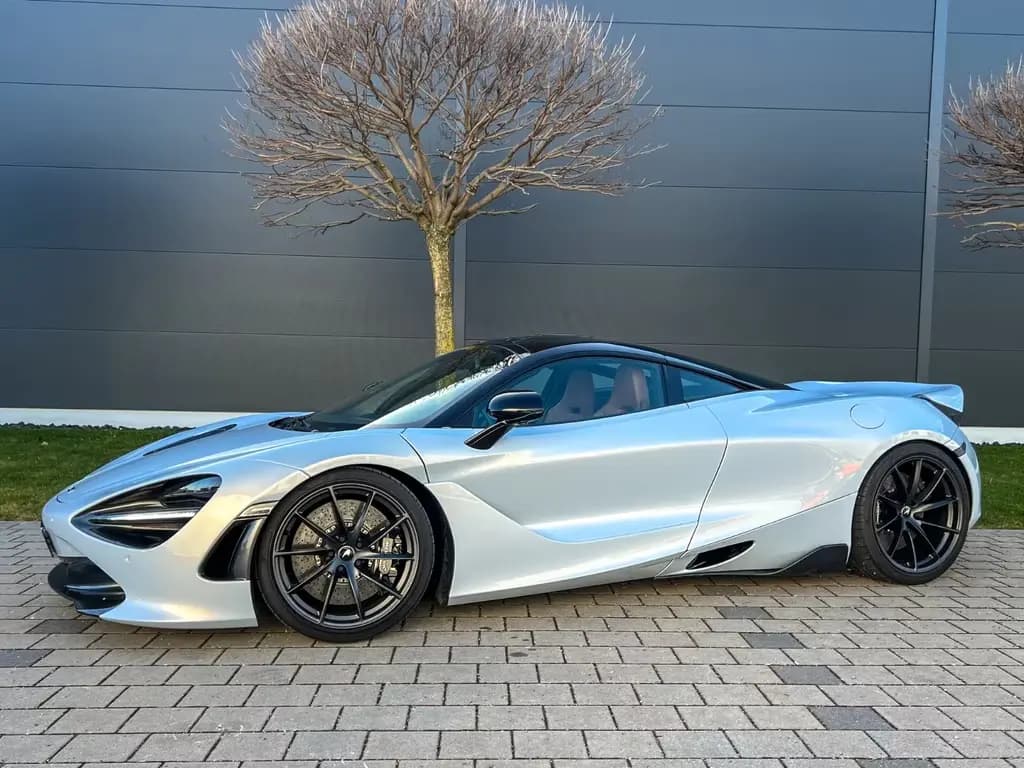 Main__Slider__Photo:McLaren 720S Coupe |LIFT|B&W|CARBON|360|NOVITEC|GORILLA 08/2017-0