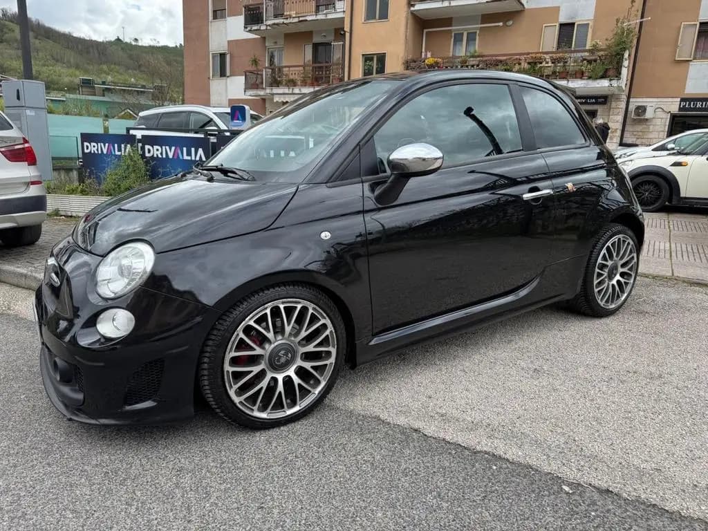 Main__Slider__Photo:Abarth 500 1.4 Turbo T-Jet 05/2011-0