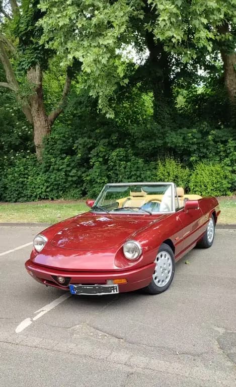 Main__Slider__Photo:Alfa Romeo Spider, Rostfrei, Top Zustand 10/1992-0